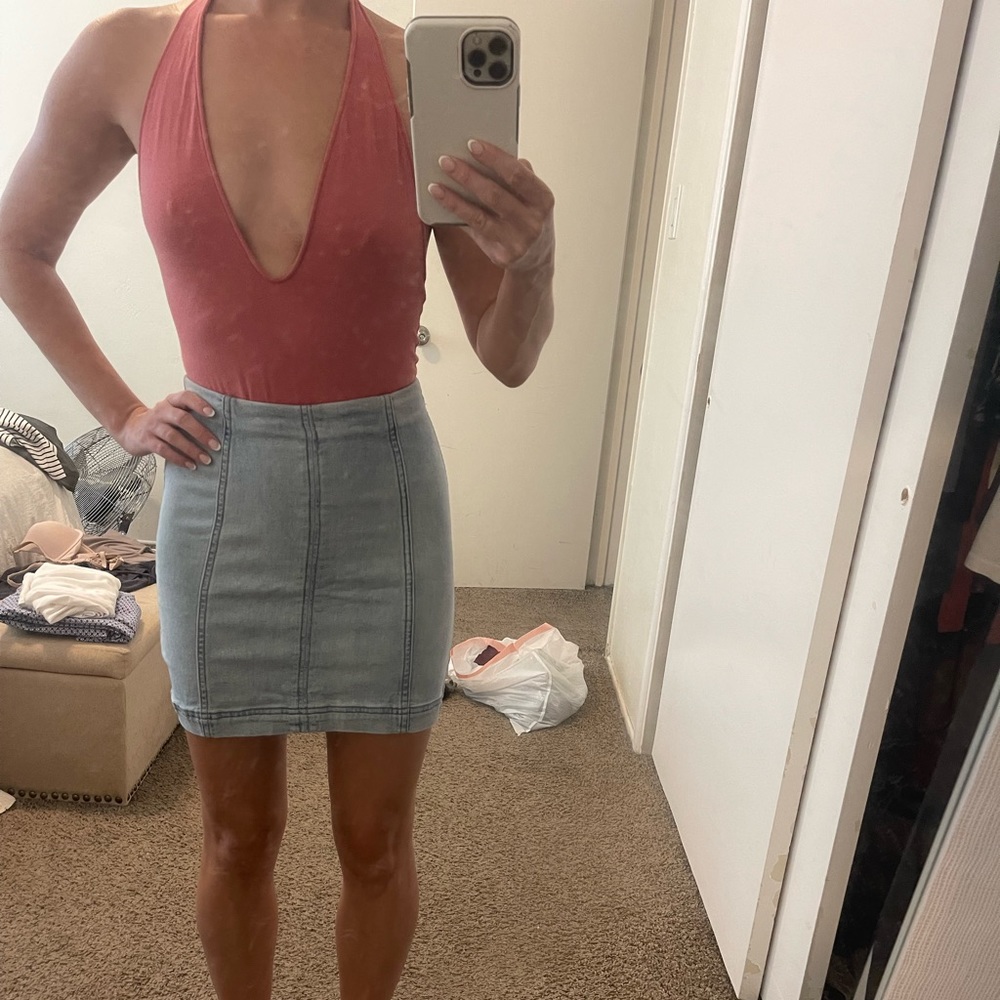 Express bodysuit with open back